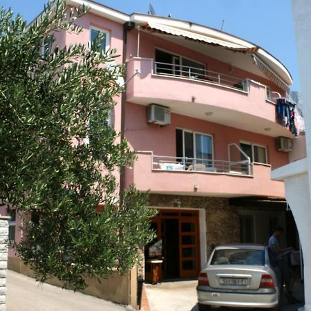 Apartments By The Sea Promajna, Makarska - 2673 מראה חיצוני תמונה