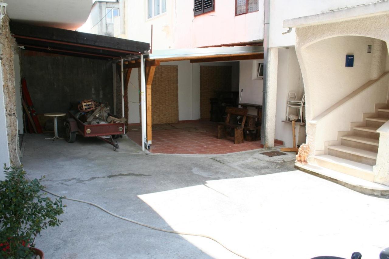Apartments By The Sea Promajna, Makarska - 2673 מראה חיצוני תמונה